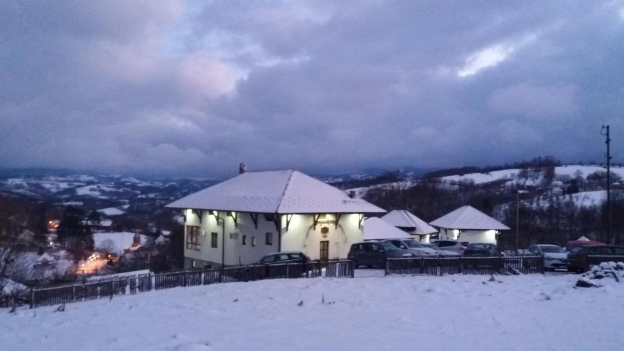 Etno Selo Lelic Bed & Breakfast Валево Екстериор снимка