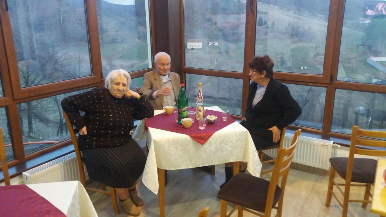 Etno Selo Lelic Bed & Breakfast Валево Екстериор снимка