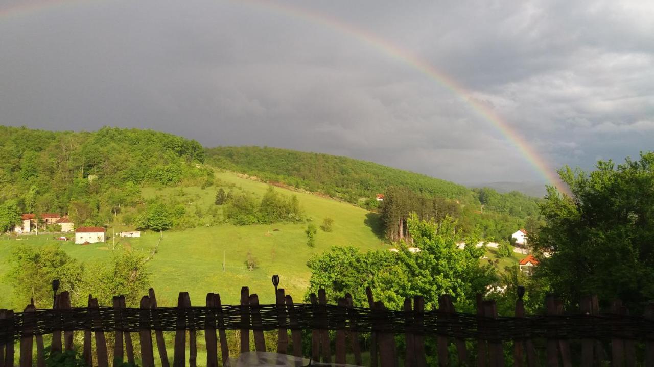Etno Selo Lelic Bed & Breakfast Валево Екстериор снимка
