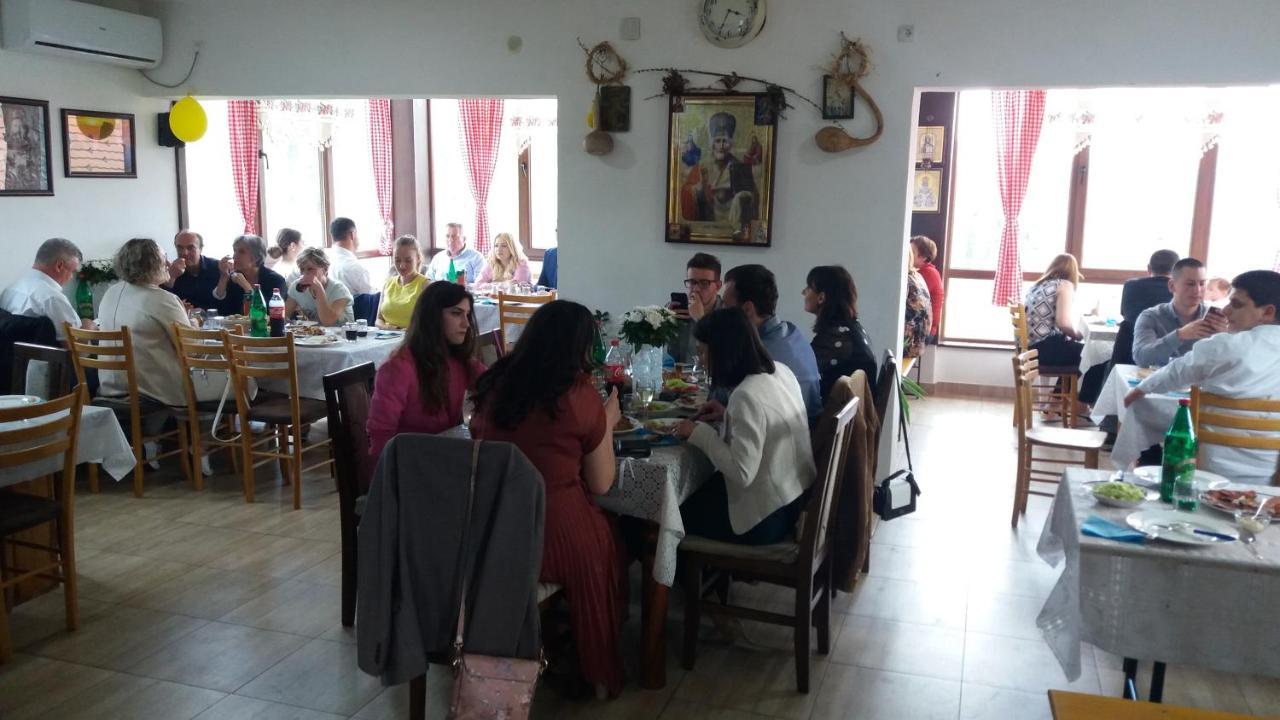 Etno Selo Lelic Bed & Breakfast Валево Екстериор снимка