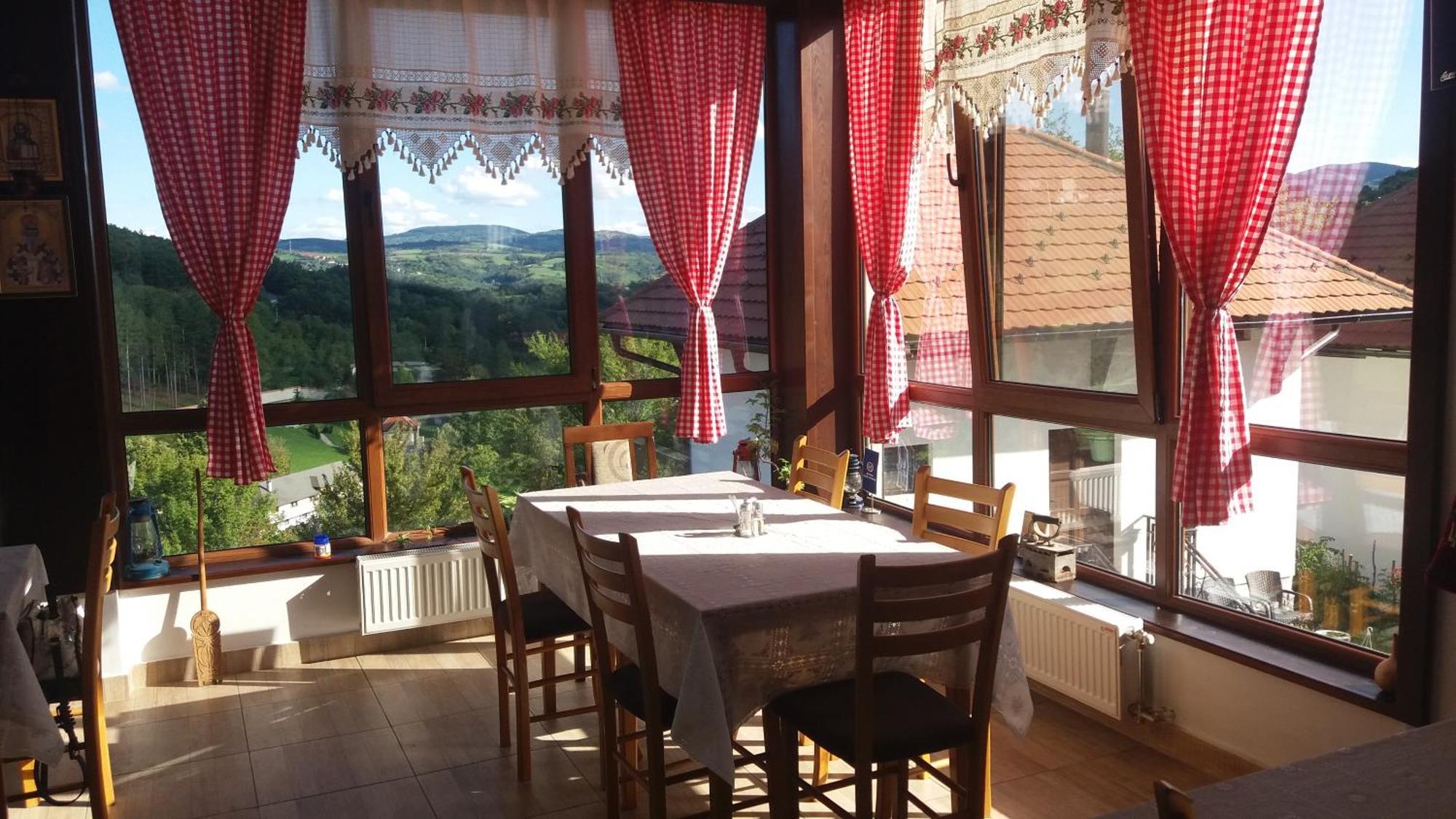 Etno Selo Lelic Bed & Breakfast Валево Екстериор снимка