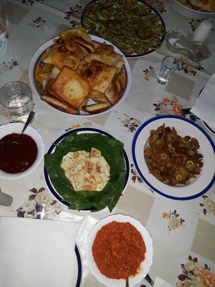 Etno Selo Lelic Bed & Breakfast Валево Екстериор снимка