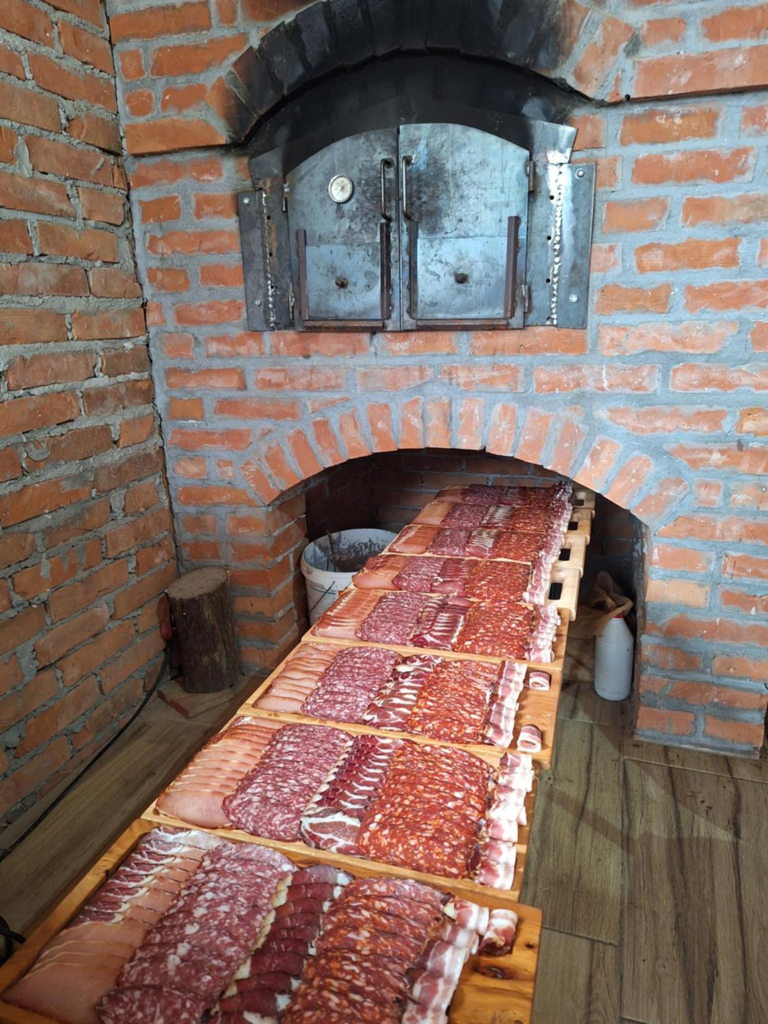 Etno Selo Lelic Bed & Breakfast Валево Екстериор снимка