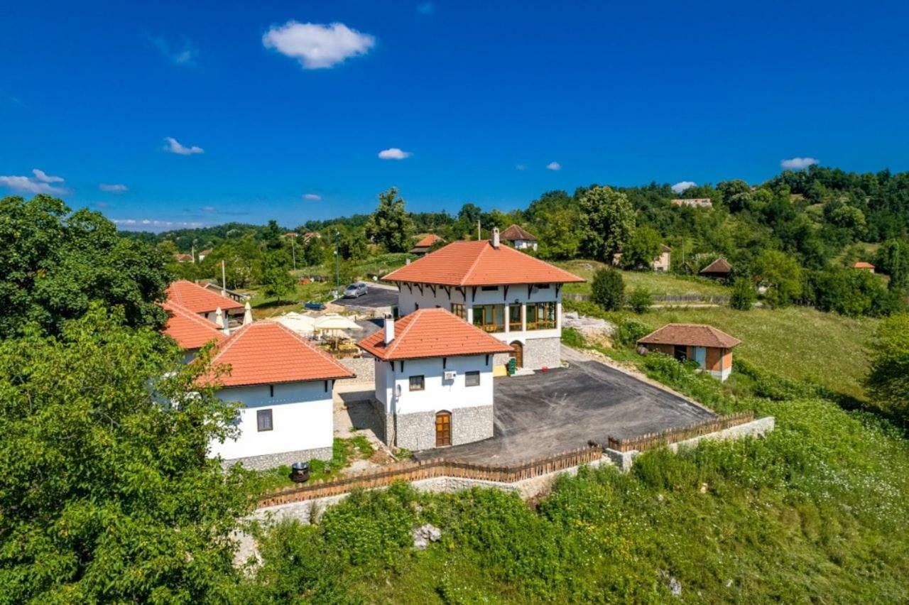 Etno Selo Lelic Bed & Breakfast Валево Екстериор снимка